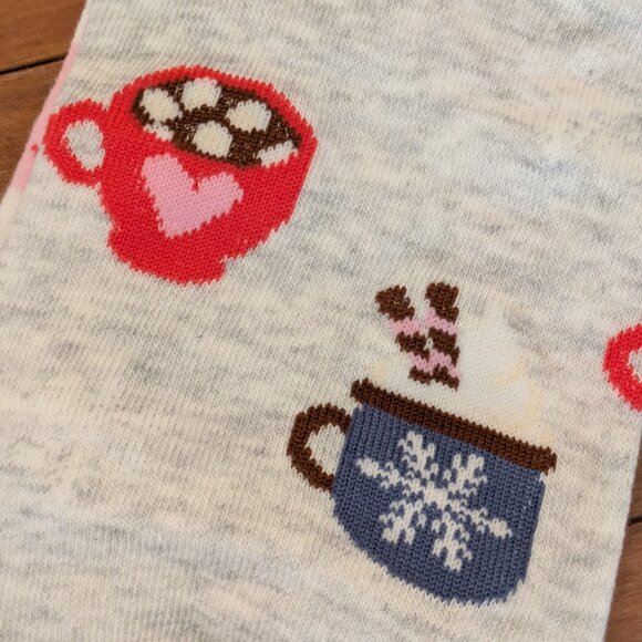 Women's Novelty Quarter Crew Socks - Picture 3 of 5